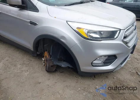 2017 Ford Escape Se from USA, damaged, VIN 1FMCU9GD5HUB45548